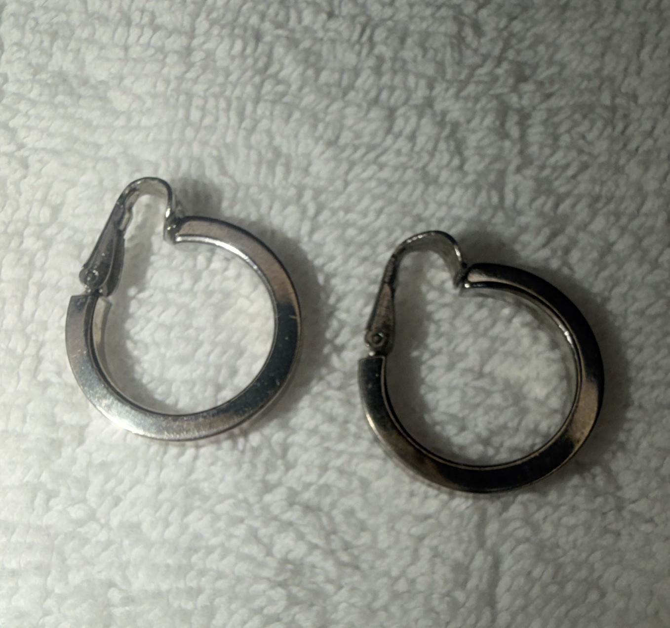 Silver Tone Round Hoop Earrings Hook Closure Clip-On Pair Metal Lobe No Stone