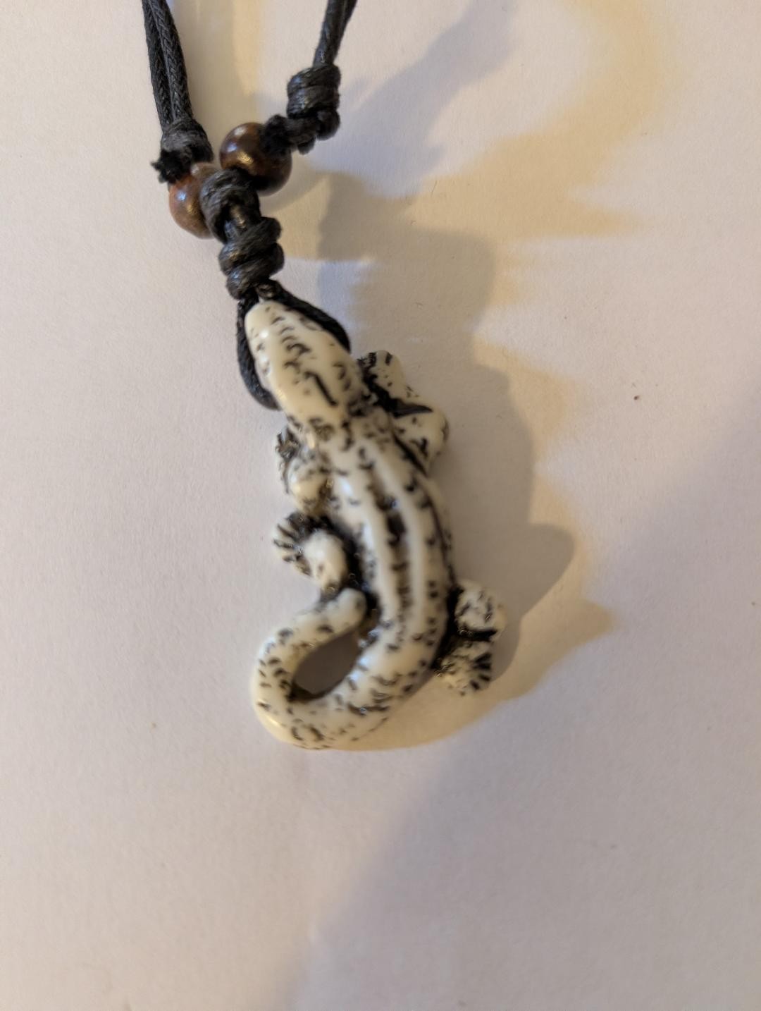 White & Black Lizard Pendant Adjustable Cord Necklace Jewelry
