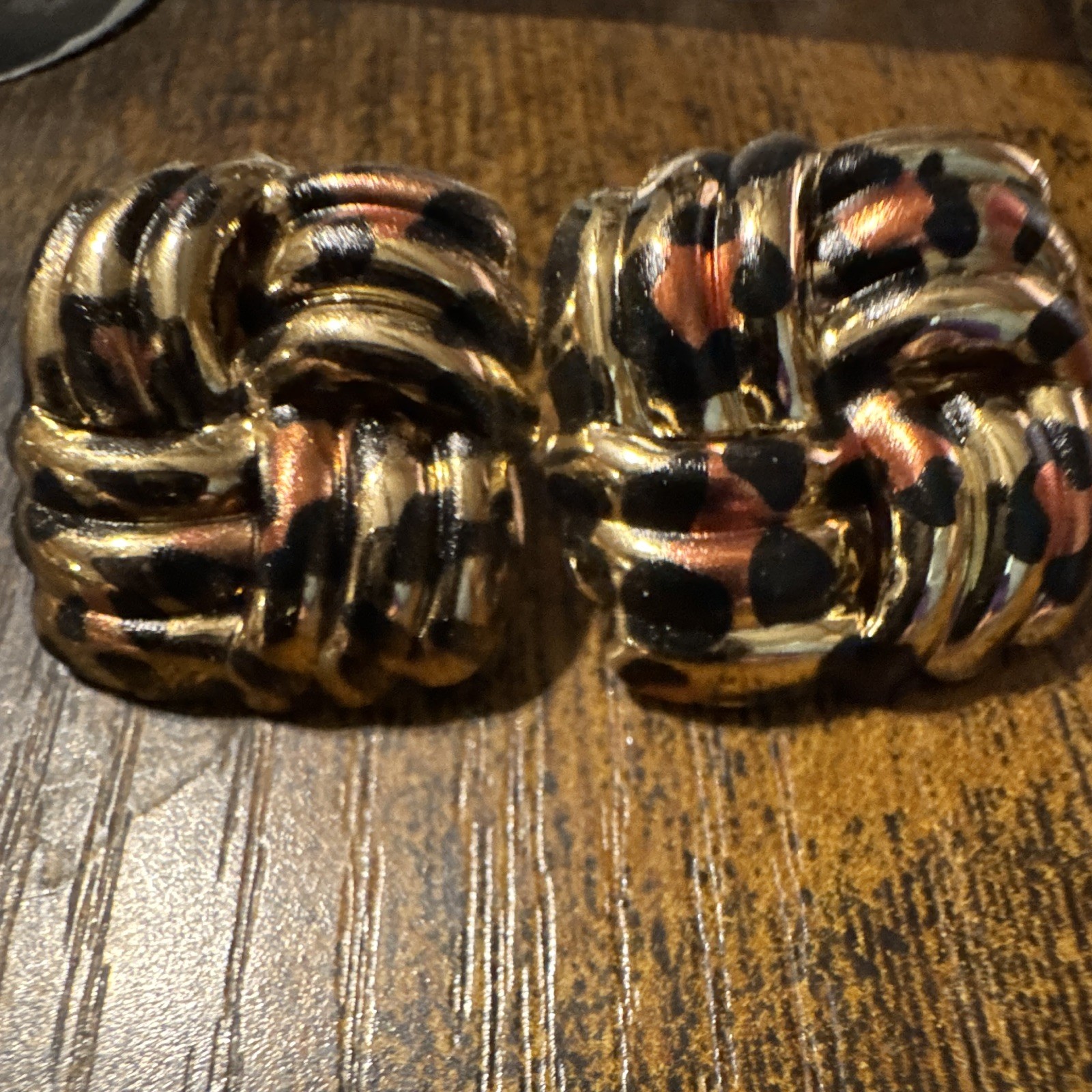 Gold Tone Knot Stud Earrings Black & Copper Accents Metal No Stone