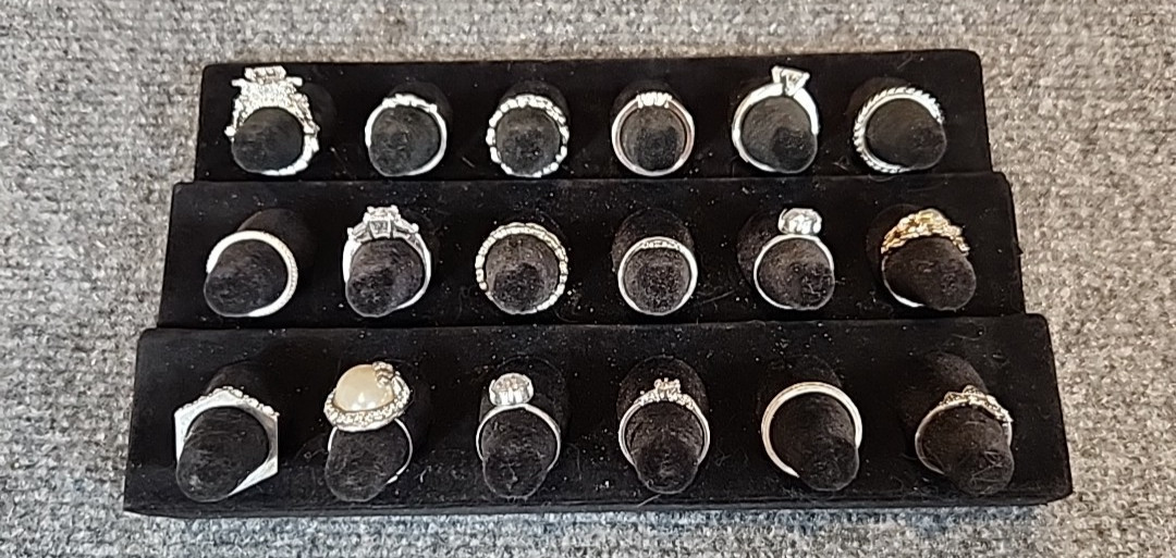 Jewelry 18 Silver Tone French Theme Rings Adjusts Sized #261 See Description