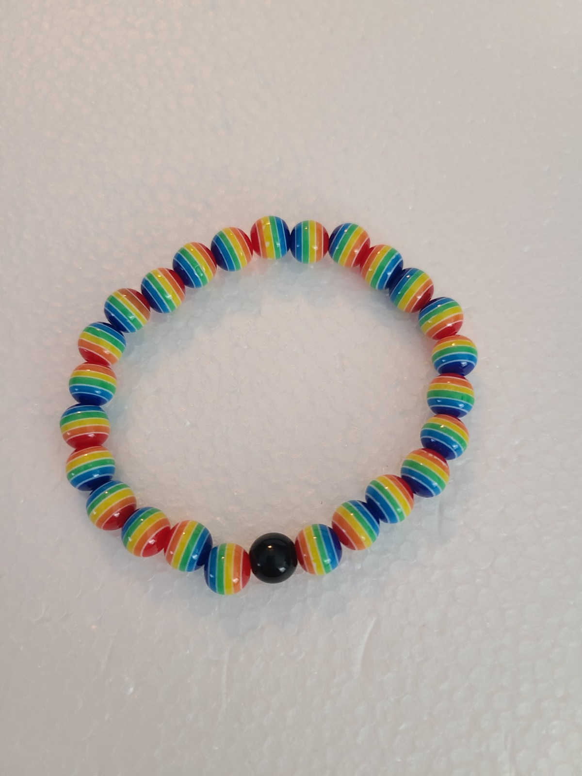 NWOT RAINBOW STRIPED 🌈 BEADED STRETCH BRACELET PRIDE
