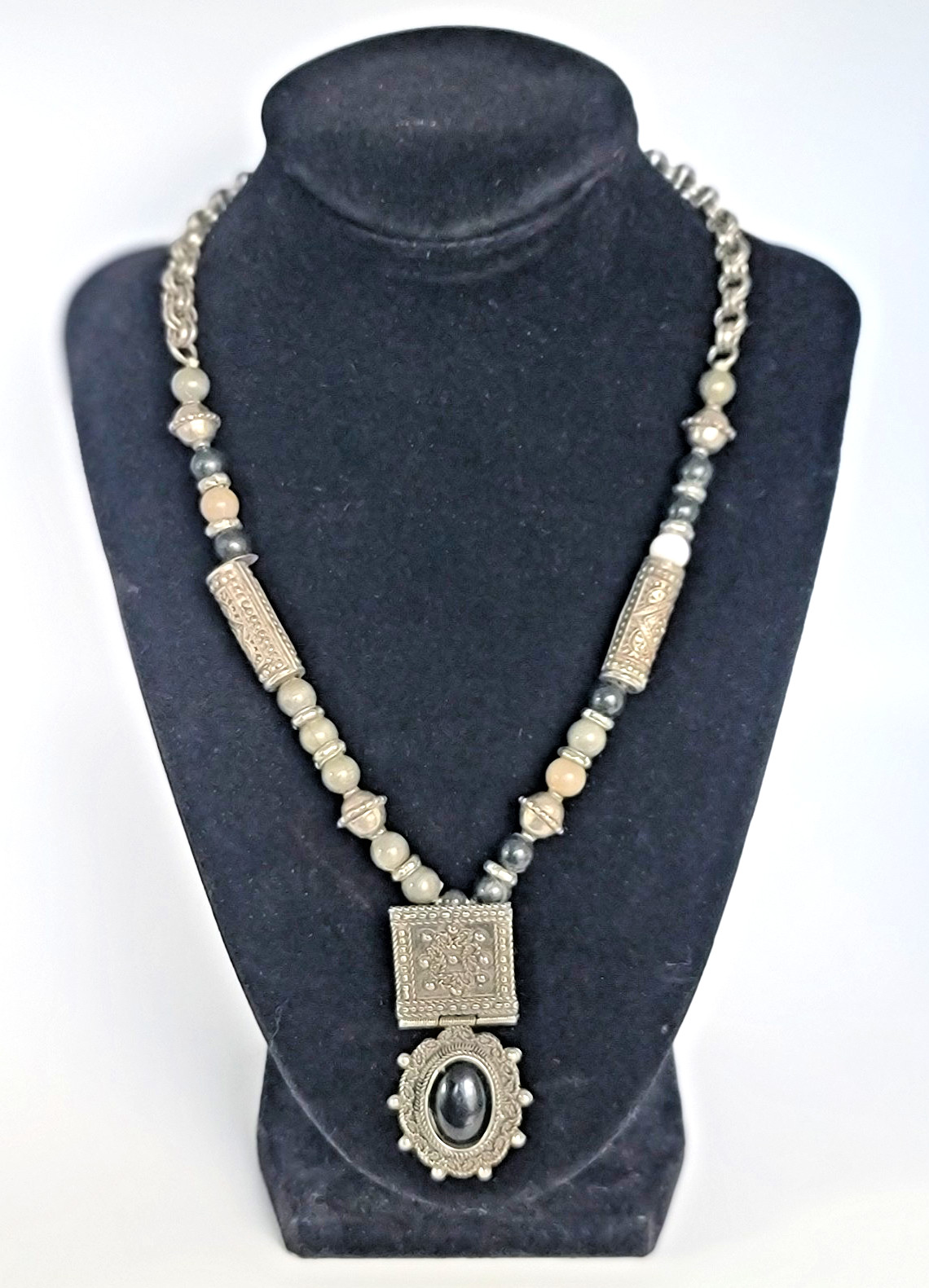 Vintage Tribal Style Costume Necklace Filigree Pendant Beaded 17 Inch – SB11