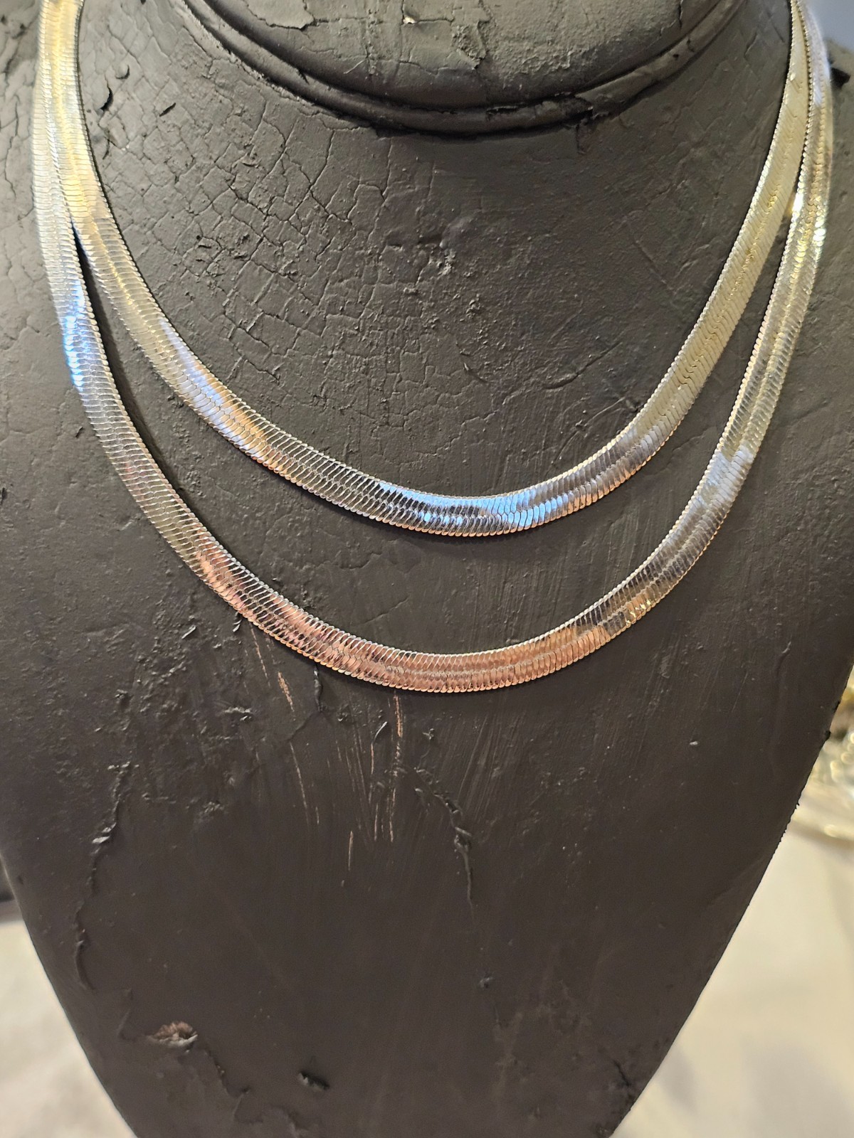 Silver Tone Herringbone Chain Necklace 18″ Flat Link Design,