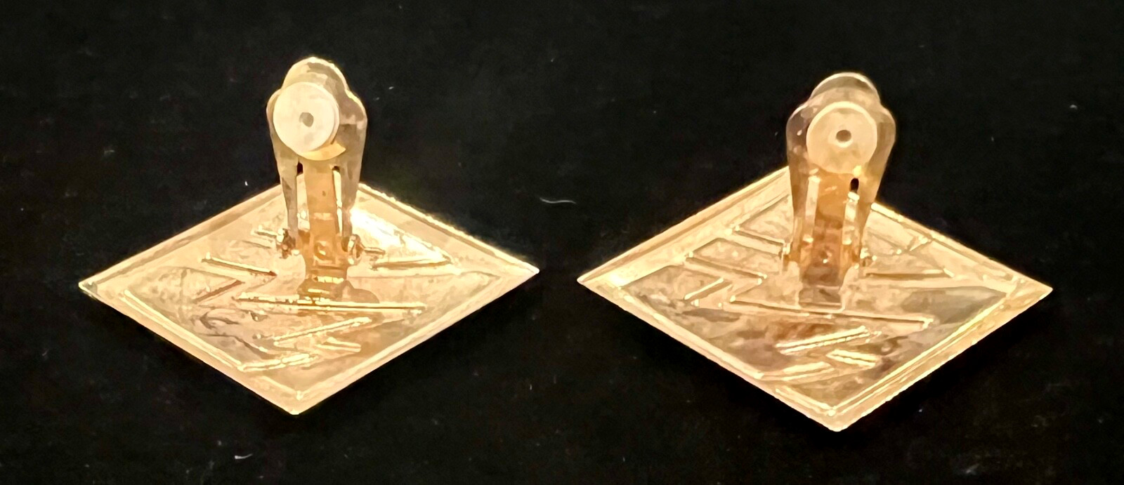 80s Style Vtg Tri-Colored Gold Tone Lightning Bolt Square Shape Clip-On Earrings