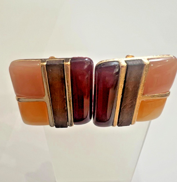 Uncas Int Clip On Earrings Gold Blush Wine Amber Resin Wood Mod 3” Vendor Smple