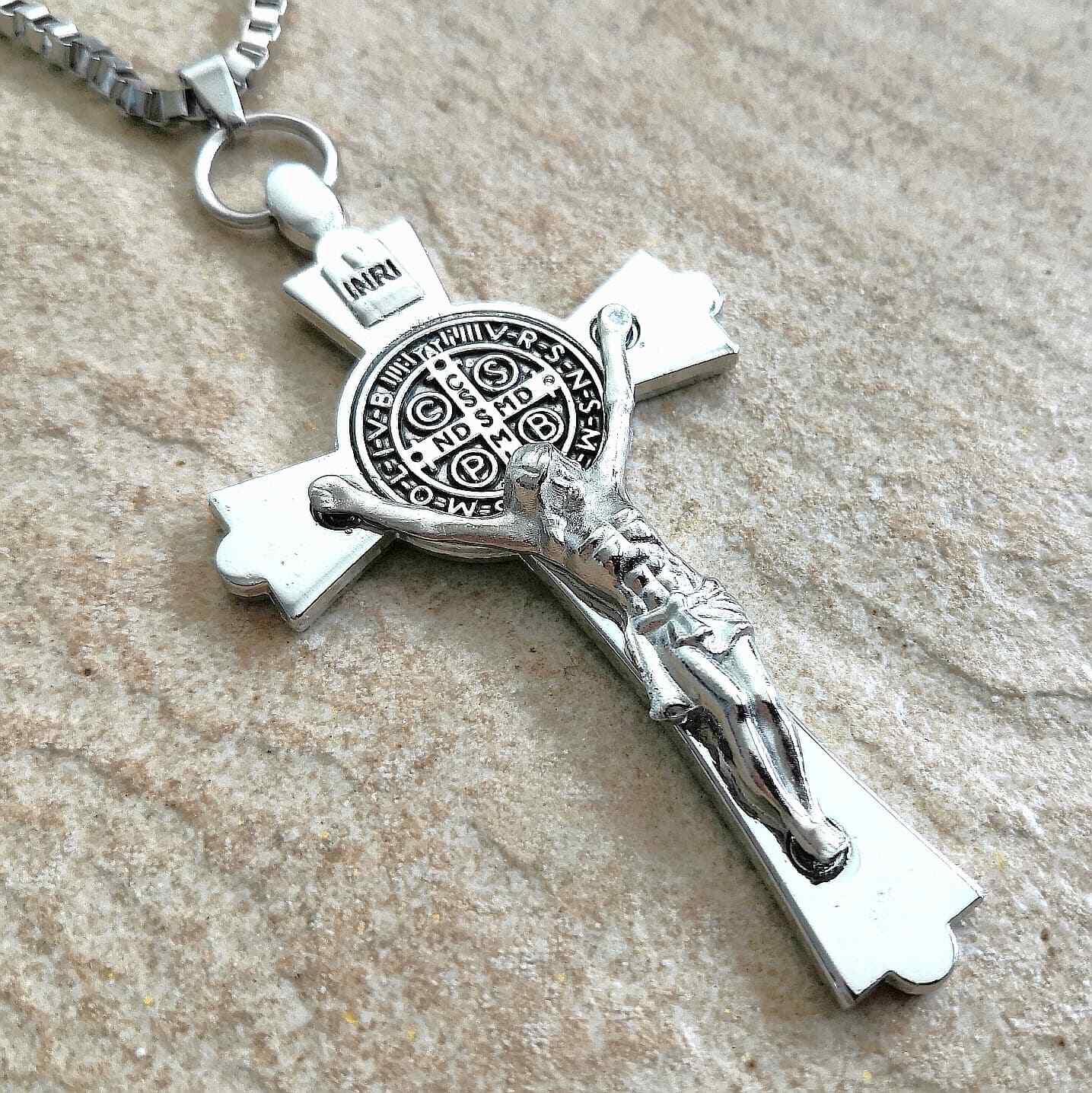 925 Sterling Silver 3D Catholic Crucifix Christian Jesus Christ Cross Necklace