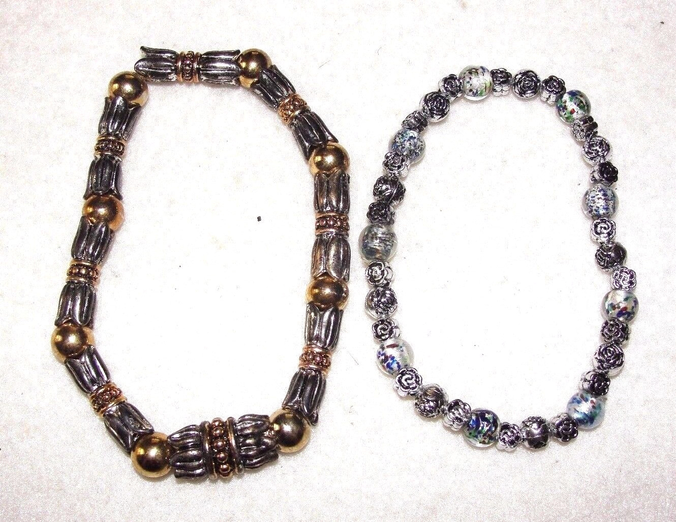 Women’s Set of Two Metal and Plastic Beaded Elastic Bracelets – One Size – EUC