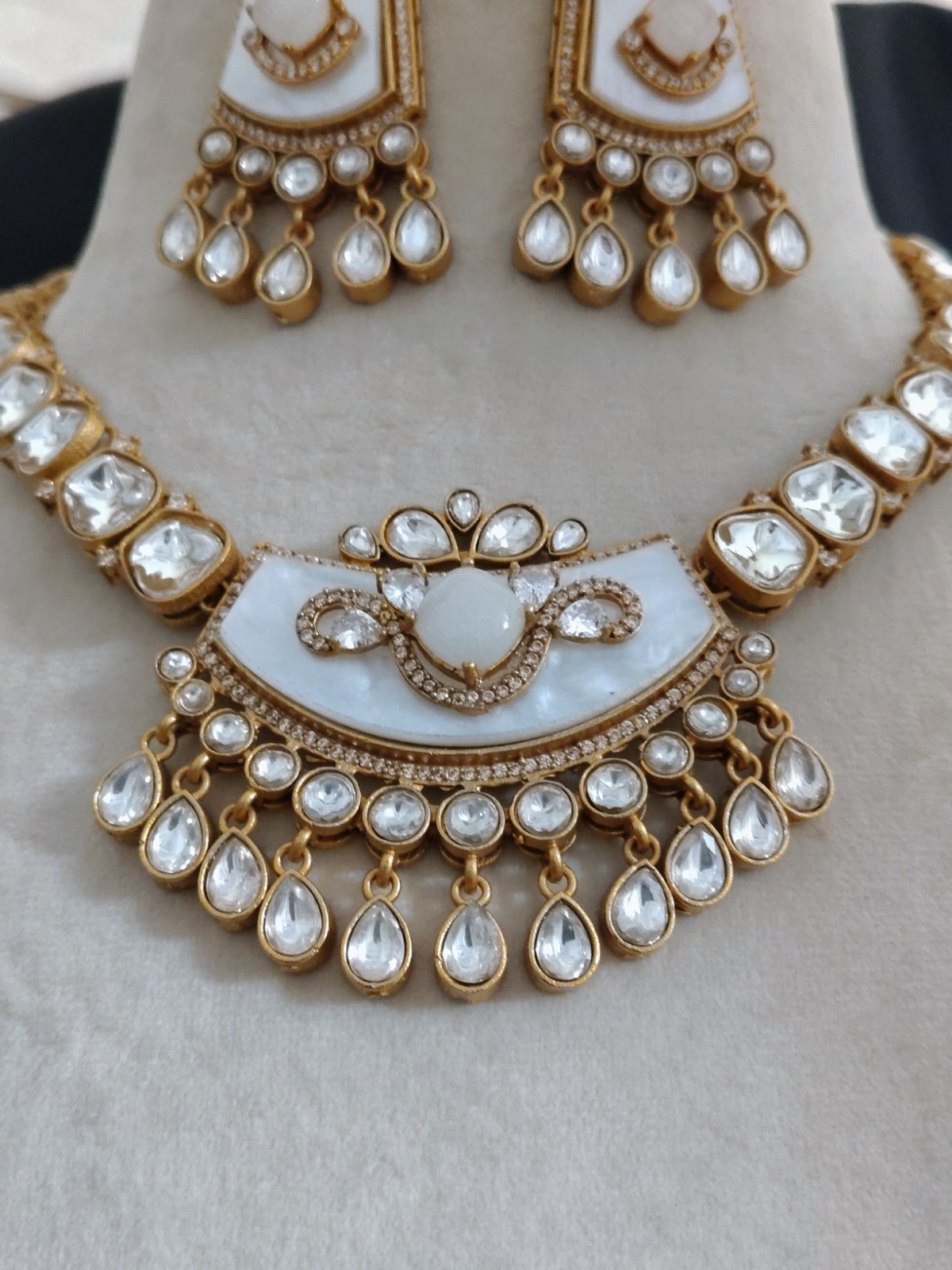 Elegant White Mother of Pearl Polki Necklace Matching Earrings Roz Jewellers.