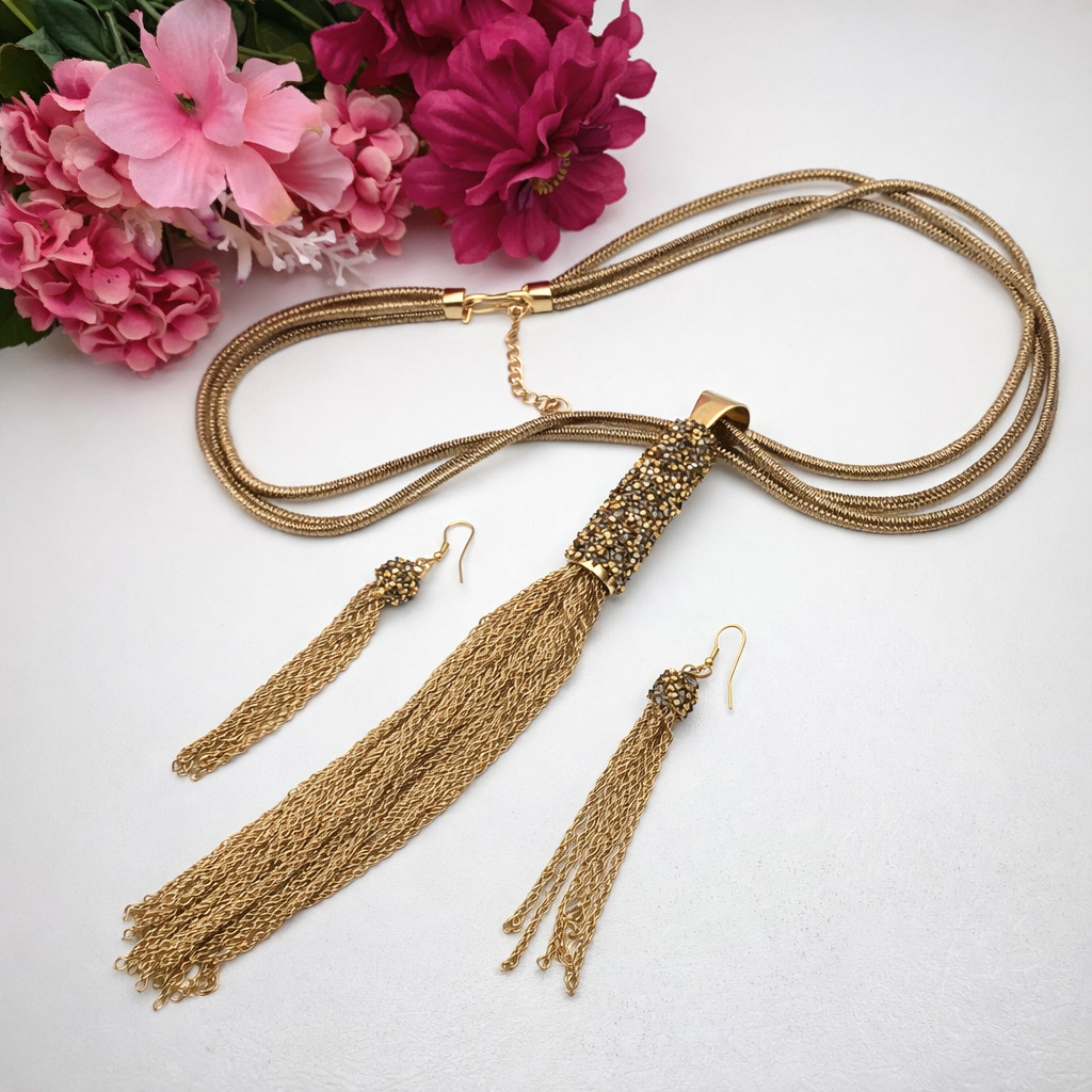 Gold Tone Mesh Chain Tassel Necklace Earrings Set Crystal Statement 31 In Adj.