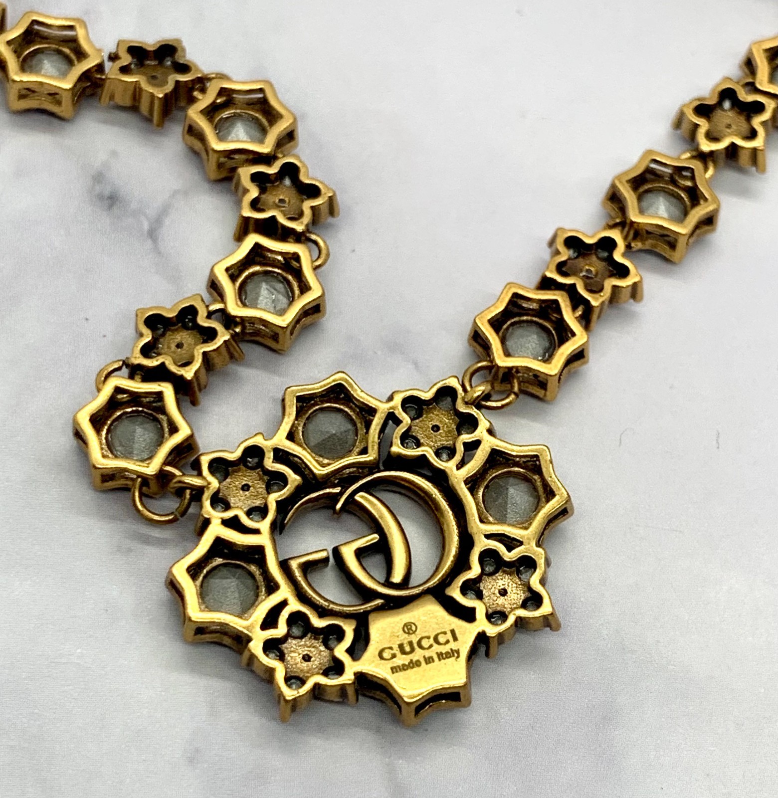 GUCCI GG Iridescent Rhinestone Necklace – Pre owned / ME6213