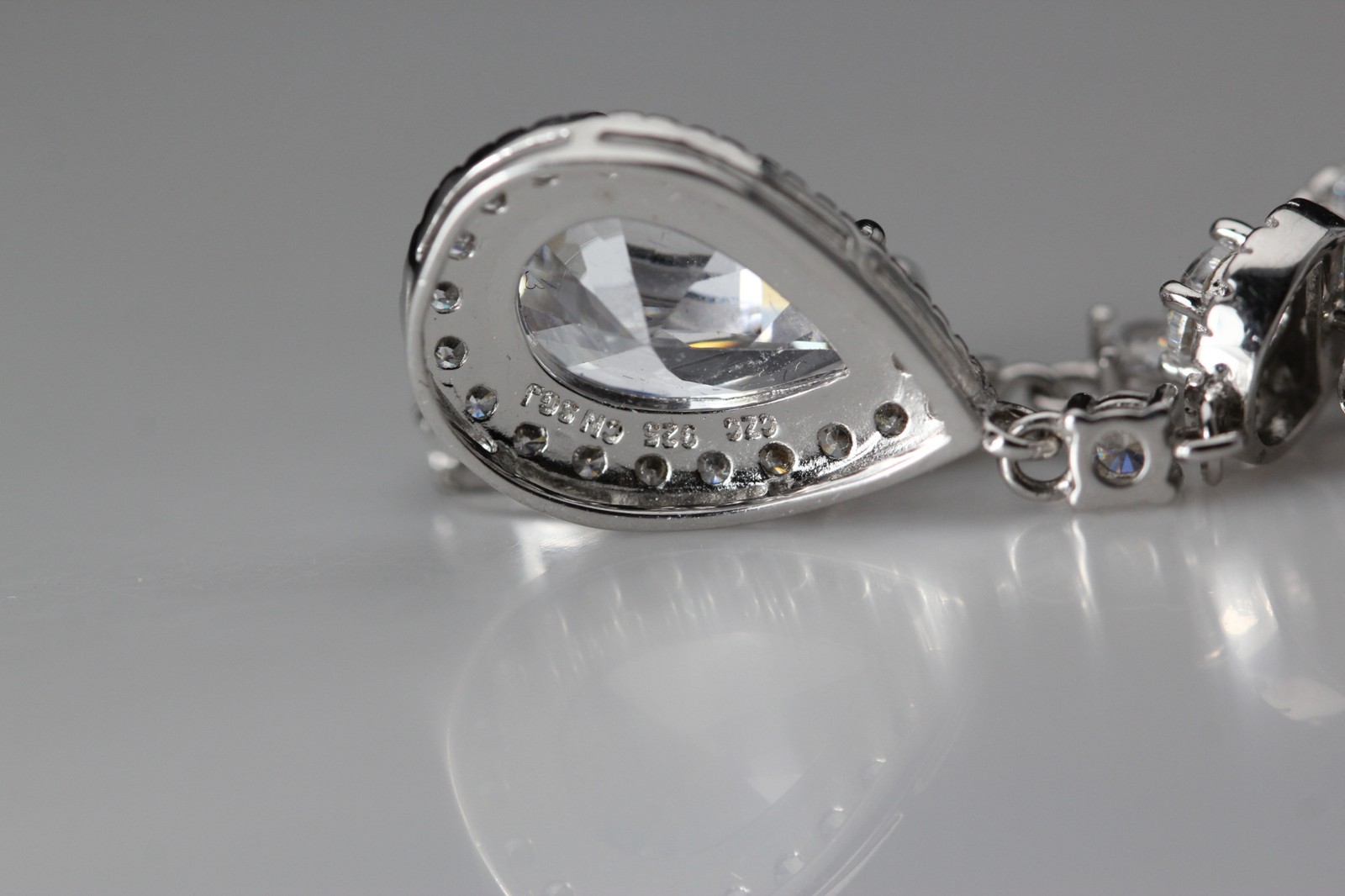 Cubic Zirconia Sterling Silver 925 Tear Drop Danlge Earrings 6.6 grams (EAR5948)