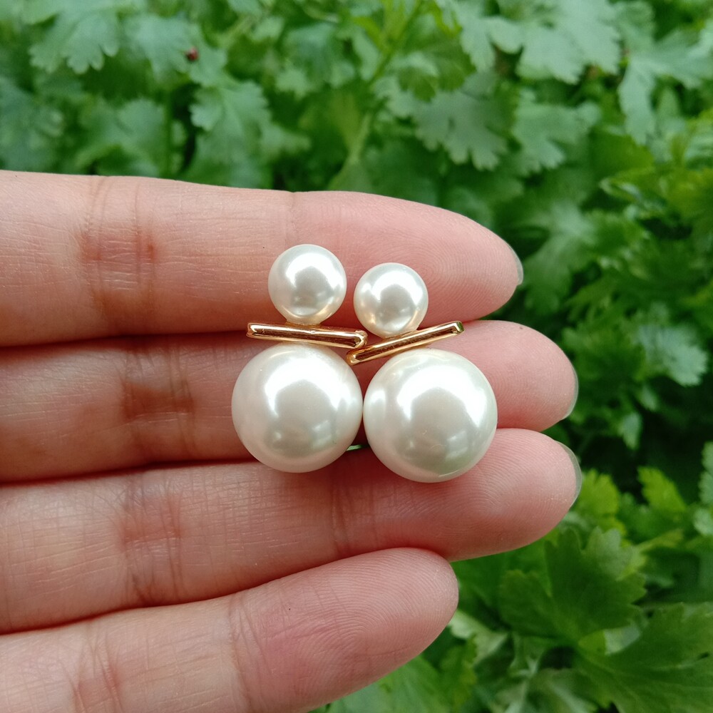 8.5mm-14mm Cream White Sea Shell Pearl Stud Earrings