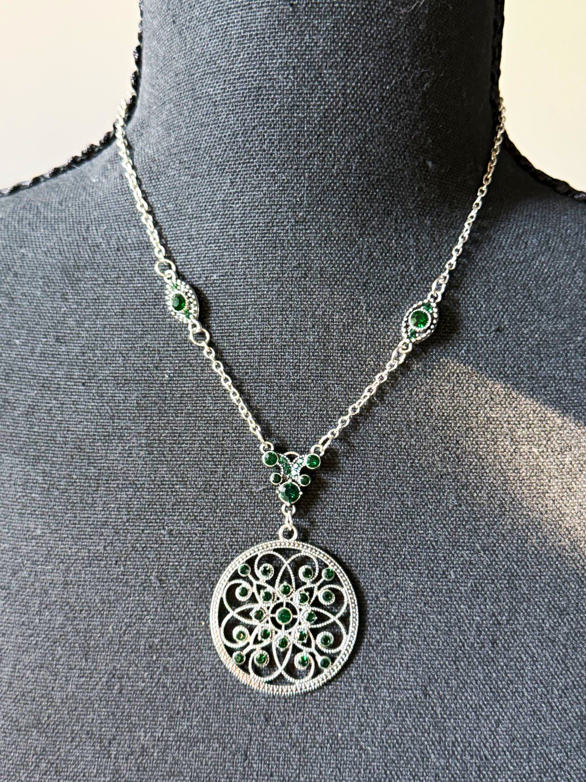 Silver Tone Green Crystal Filigree Round Pavé Charm Pendant Rolo Necklace