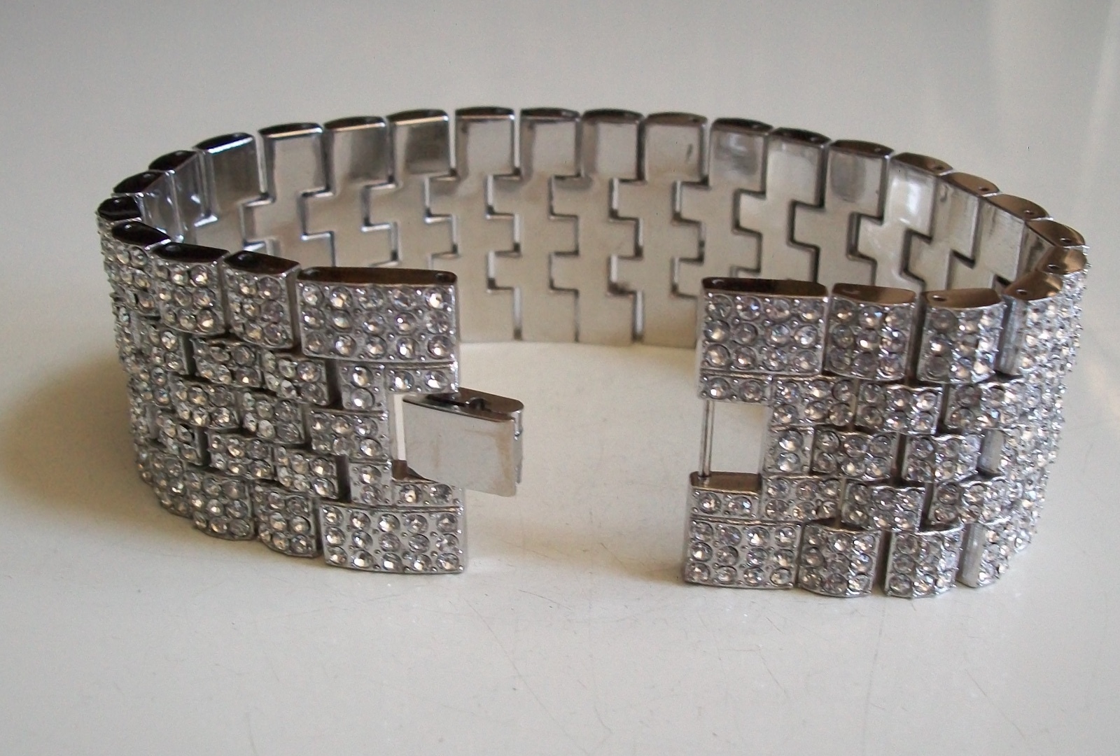 Men’s silver finish bling fashion dressy party wear bracelet ( 10 inches)