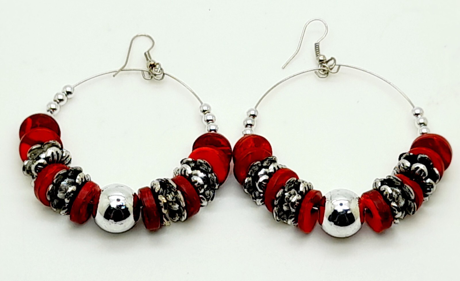 RED COCONUT WOOD & ANTIQUE ALLOY & SEED BEAD HOOP DANGLING FASHION EARRINGS
