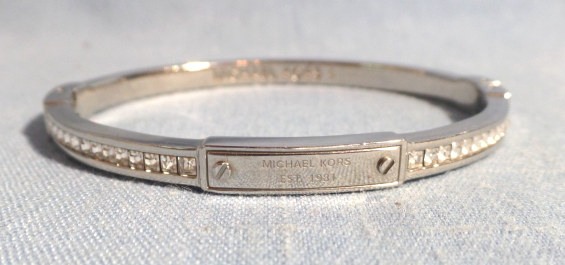 Michael Kors 9 Silver Hinge Bangle Bracelet Crystals Snap Lock