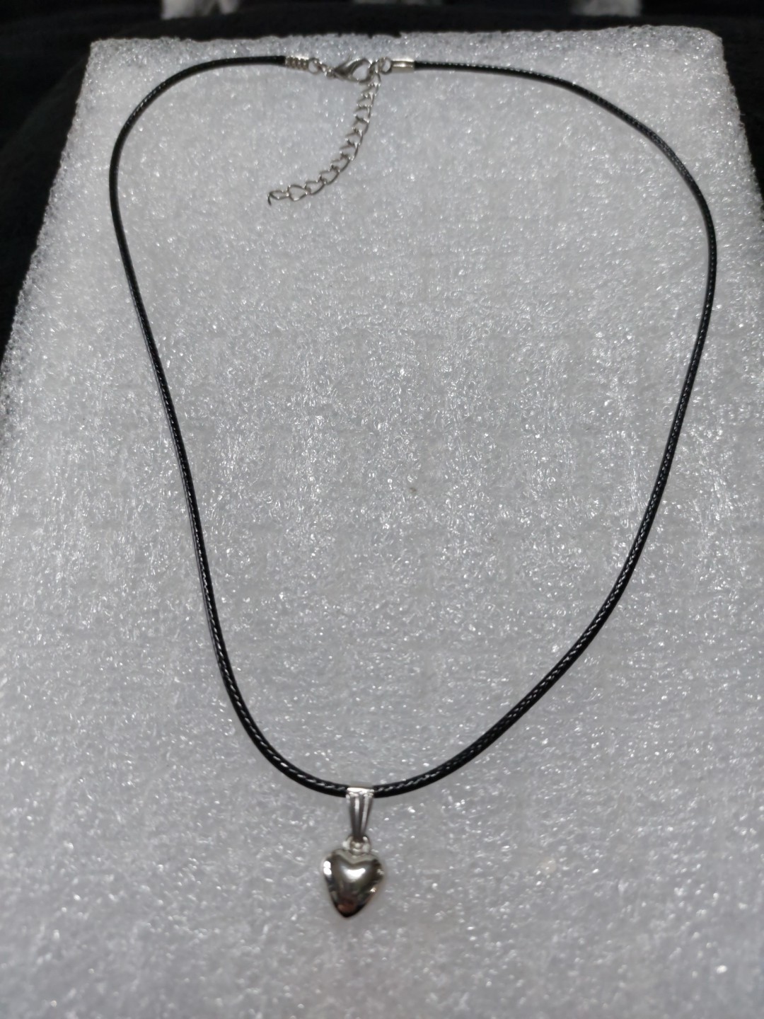 Black Cord Silver Colour Heart Pendant Necklace (F1019) New
