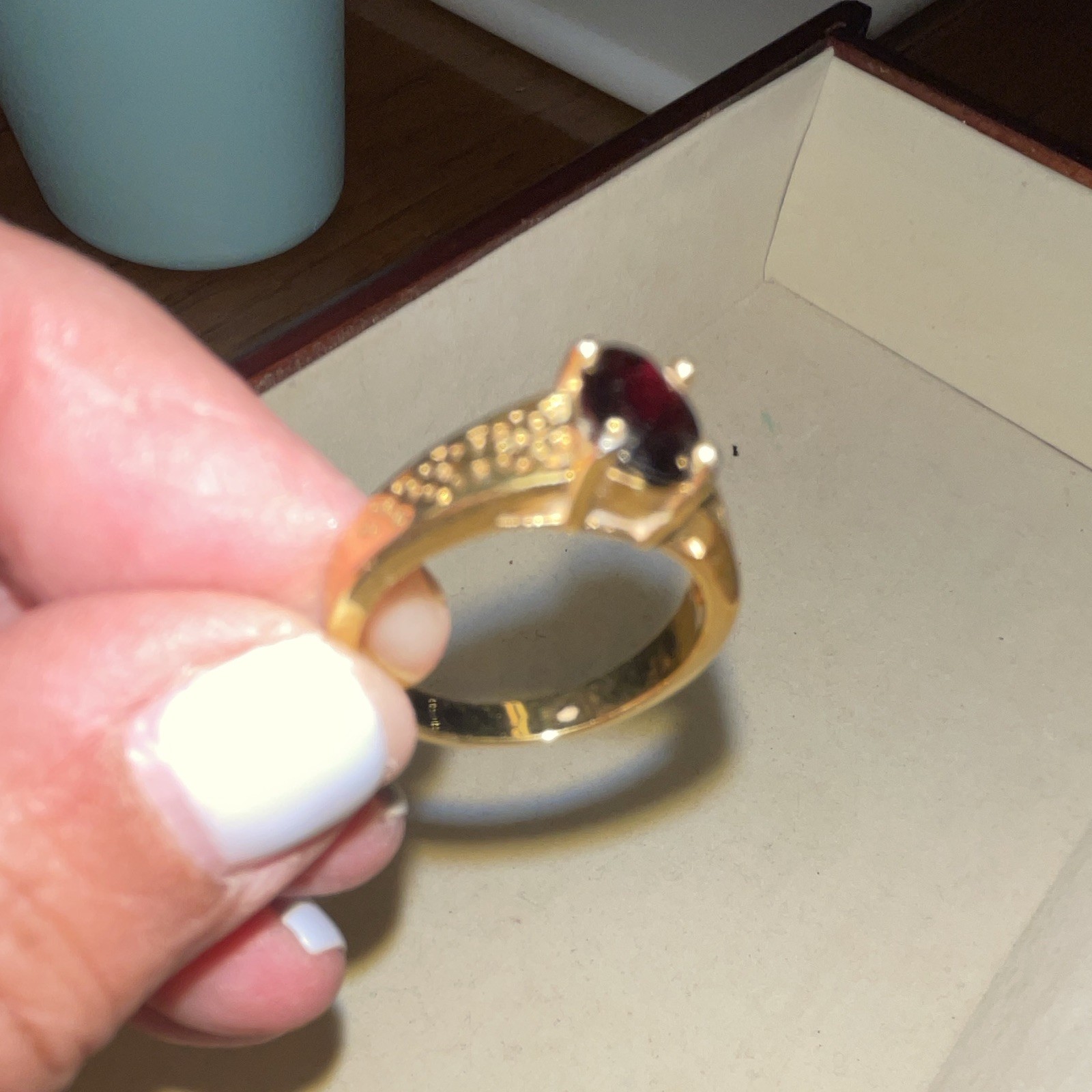 Gold Tone Metal Cocktail Ring Size 7 Round Red Stone Prong Set Beauty Theme