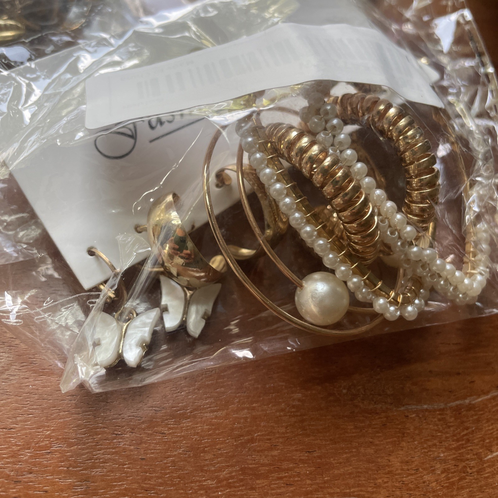 Mixed Lot Of Fun Earrings. Post, Hoops And Dangles. Over 30+ pairs!