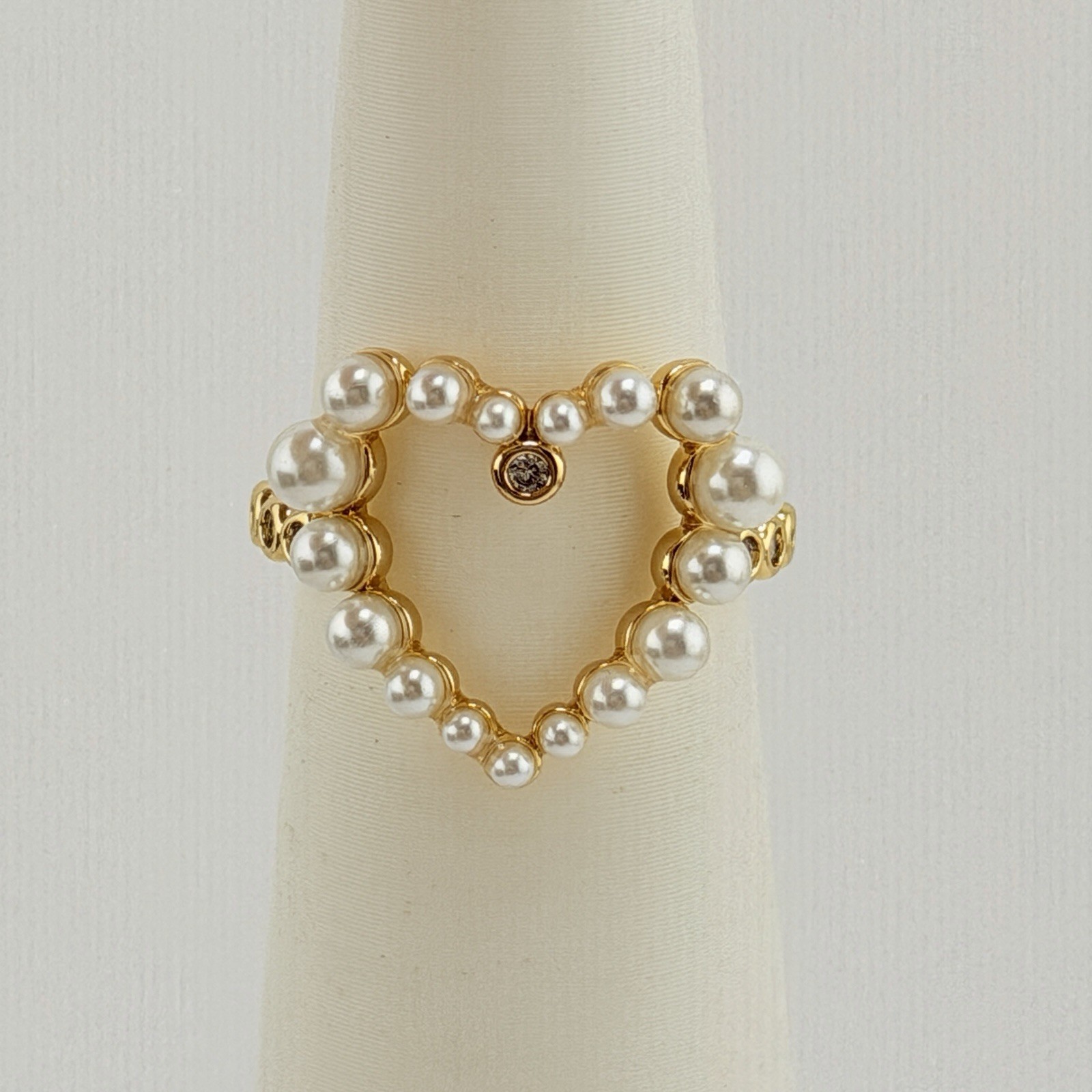 Bomb Party June 2026 Heart Ring Sz 5 “Blissful Heart” Ceramic Pearl Yellow Gold