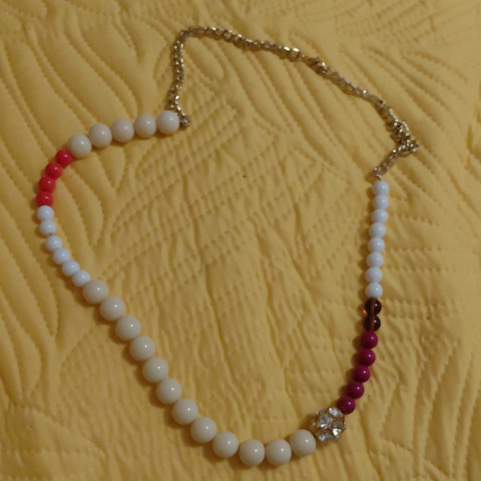 Beaded Necklace White Red Purple Gold Tone Cable Chain Rhinestone Accent