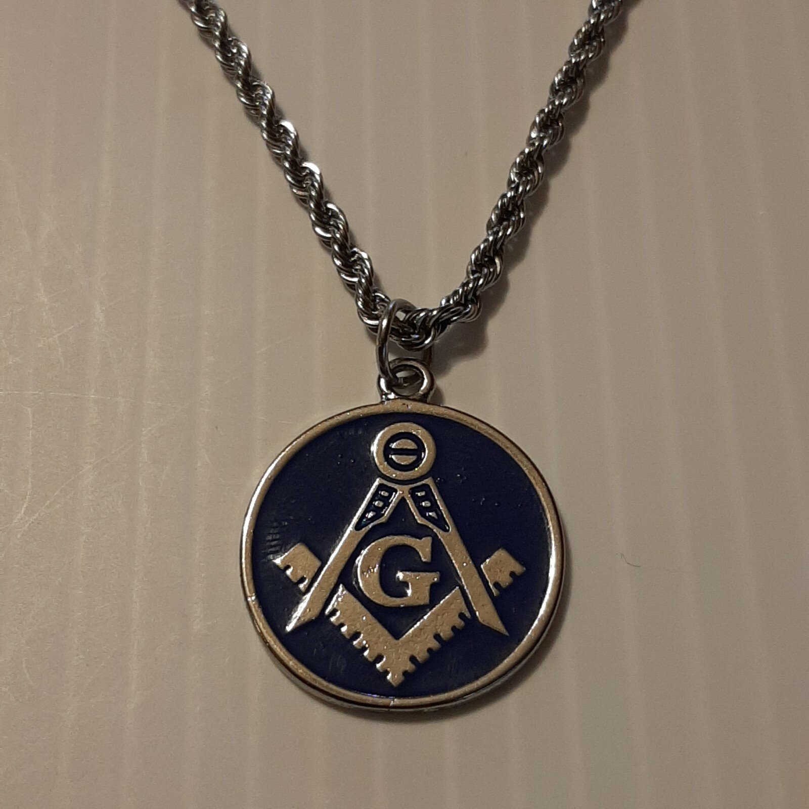 MASON MASONIC Pendant Charm / 24″ STAINLESS ROPE CHAIN NECKLACE
