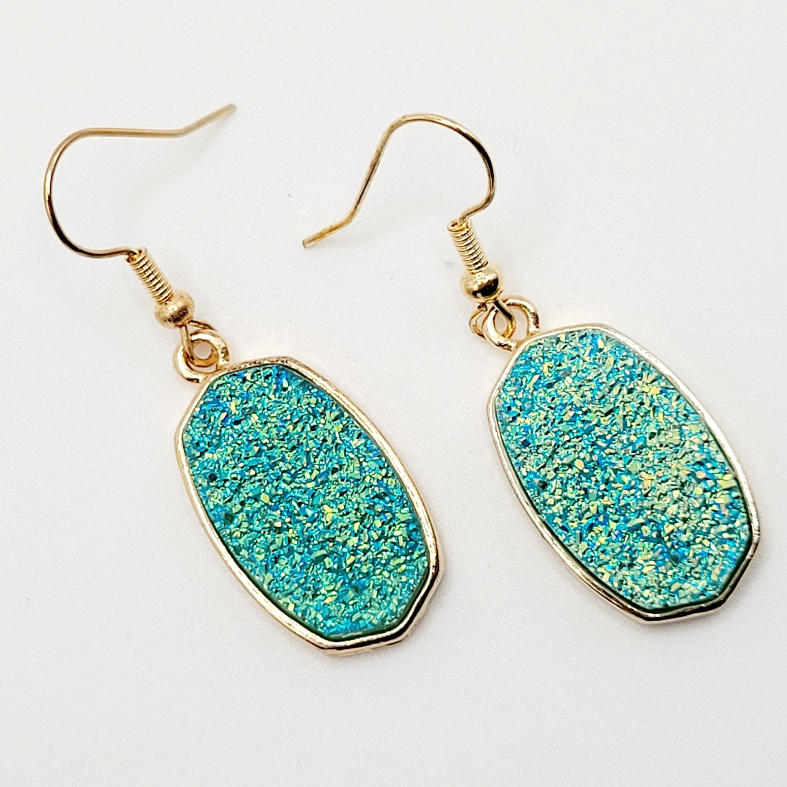 Modern Sparkle Faux Druzy Turquoise Color Gold Tone Pierced Hook Dangle Earrings