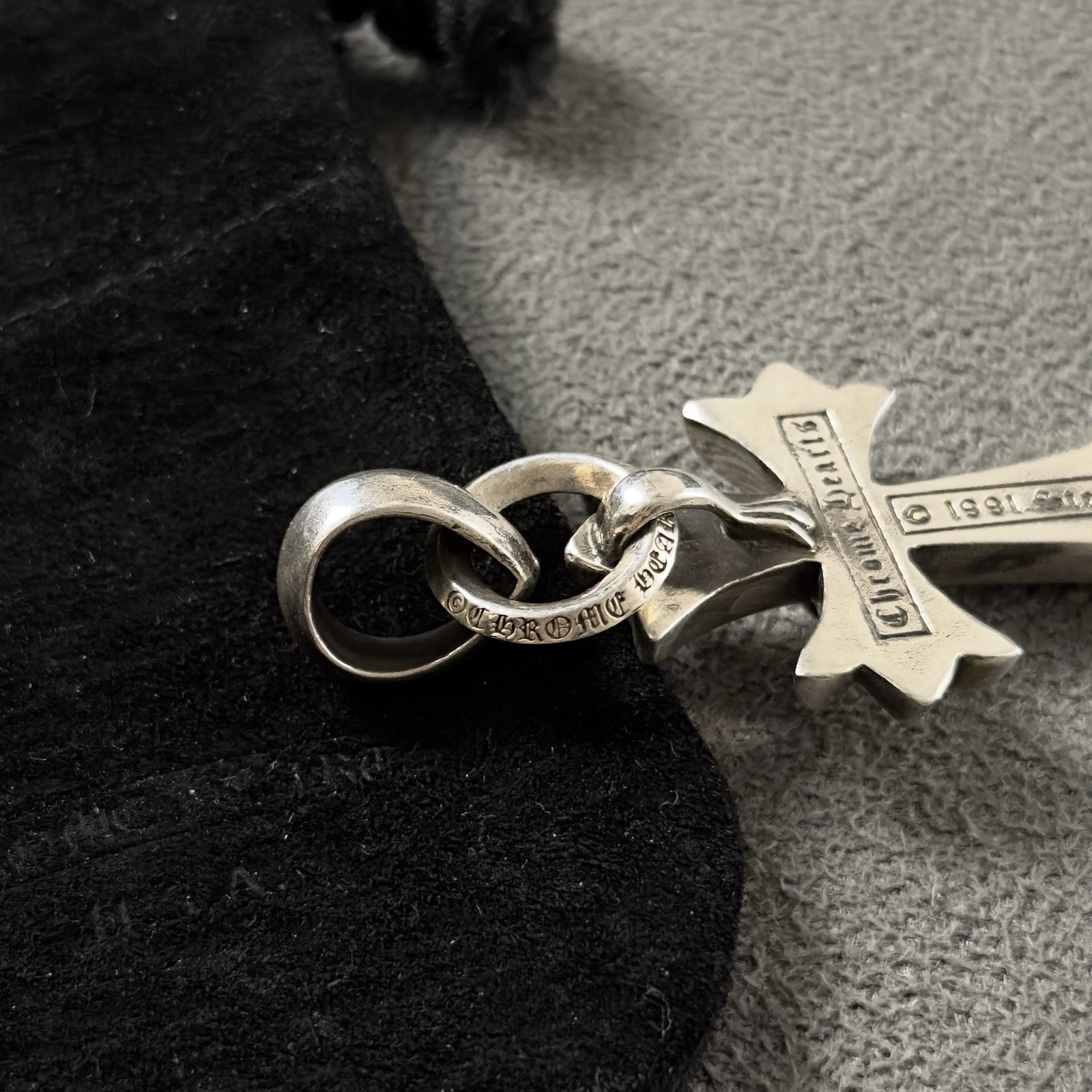 Chrome Hearts Small Cross Bale Pendant