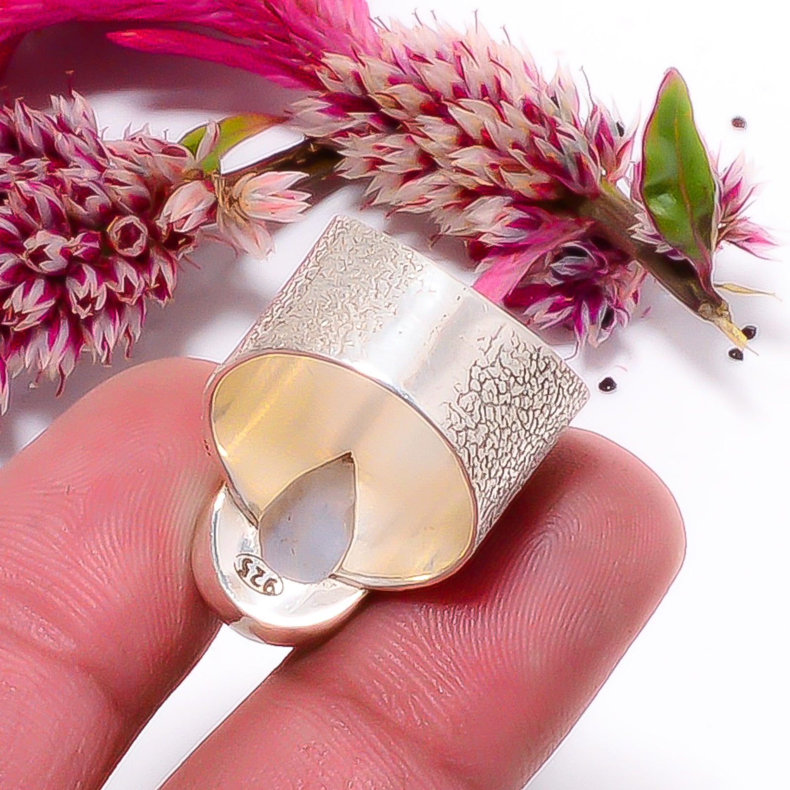 Rainbow Moonstone – India, White Topaz Two Tone 925 Sterling Silver Ring s.6 S33