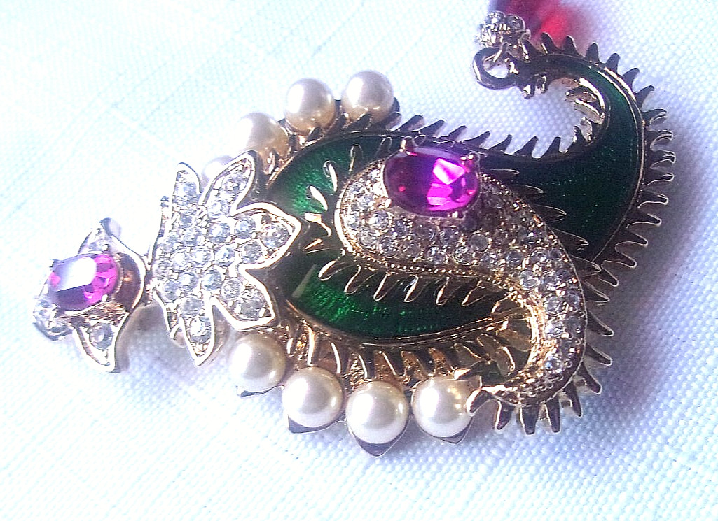 Kenneth Jay Lane KJL Vintage Maharani Paisley Enamel & Pearl Pin & Earrings Set