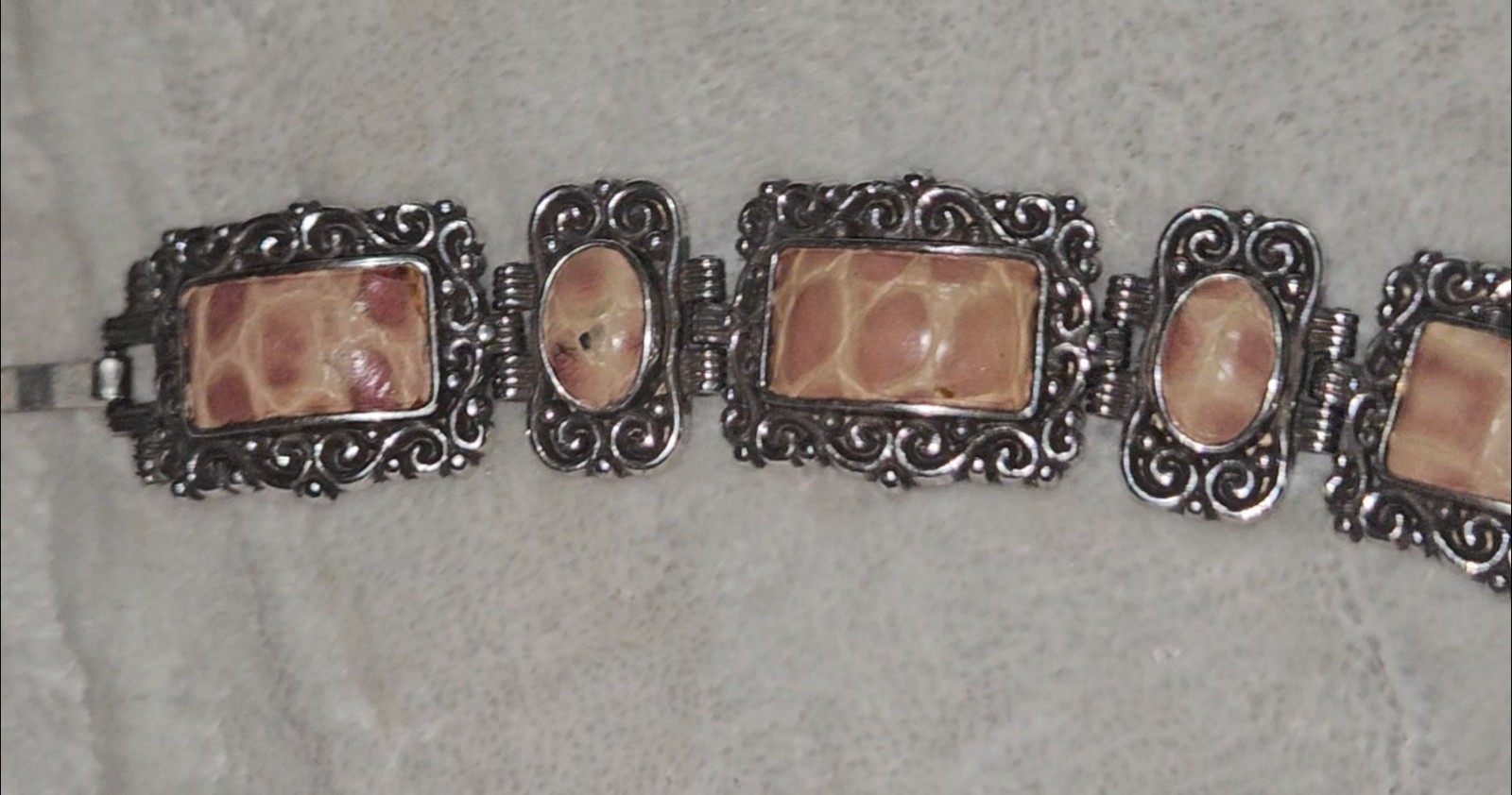 Vintage, retired Brighton “Park Avenue” pink leather inlay panel link bracelet