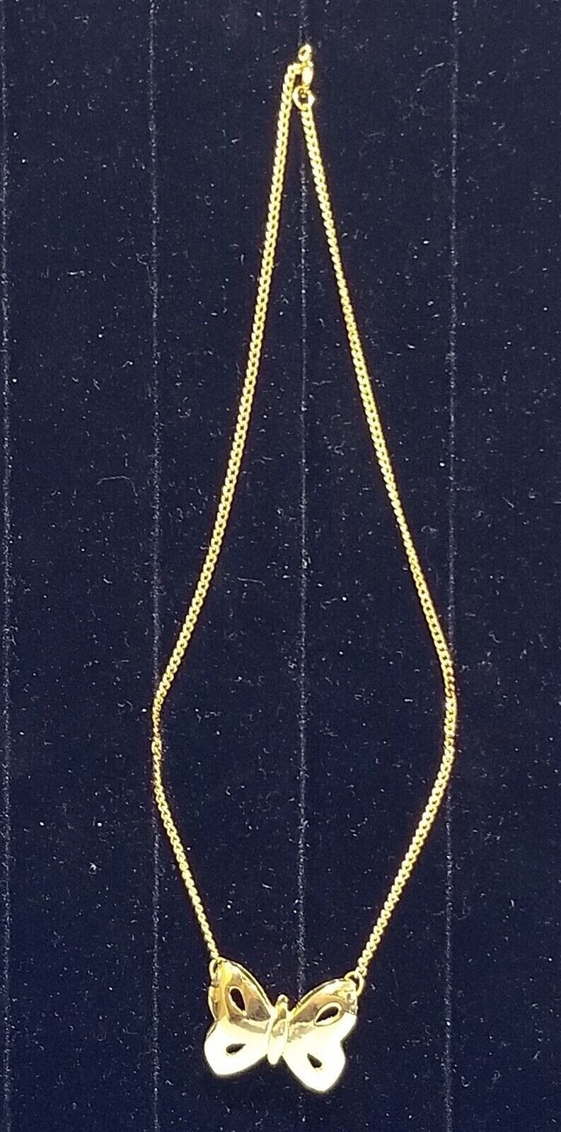Gold Tone BUTTERFLY NECKLACE Fixed Pendant Choker 15 ¾” Chain
