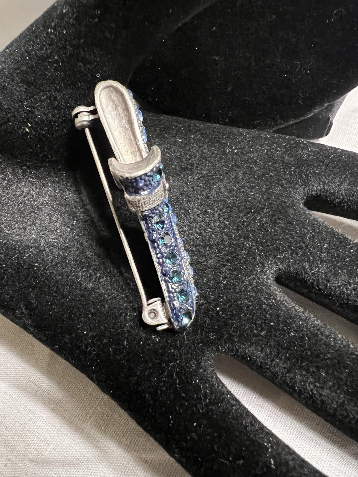 Blue Rhinestone High-heel Shoe-Shaped Silver Tone Brooch Pin Accessory