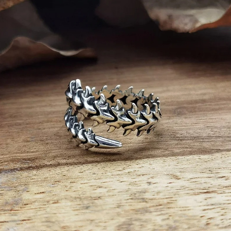 1pc Vintage Gothic Spine Ring Antique Silver Open Punk Y2K Fashion Jewelry – NEW