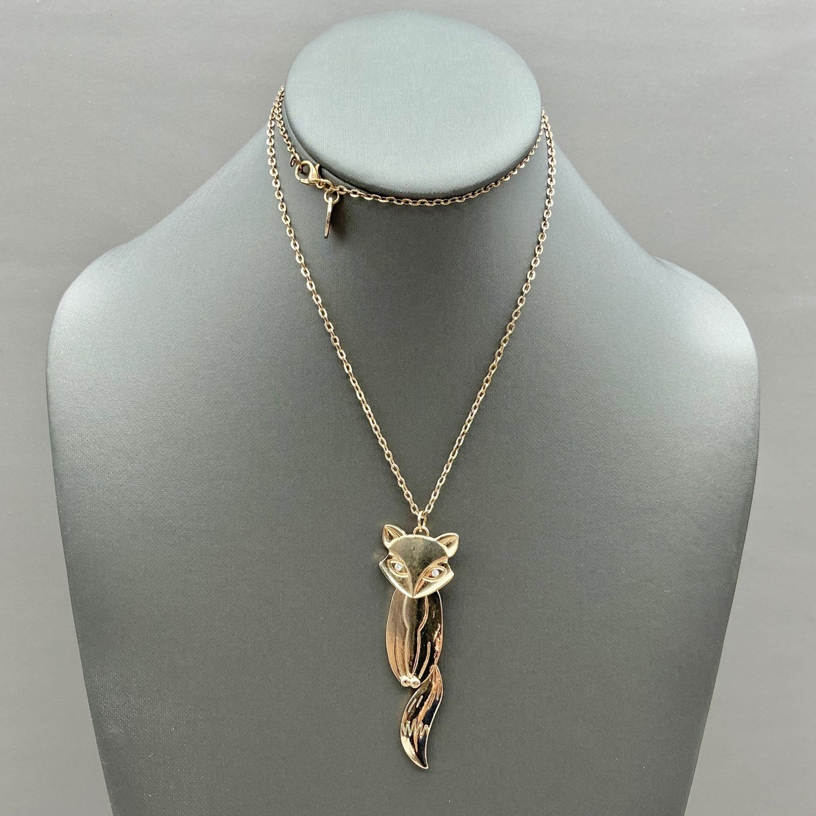 Charming Charlie Necklace Womens Gold Tone Fox Pendant Rhinestone Eye 24 Inch
