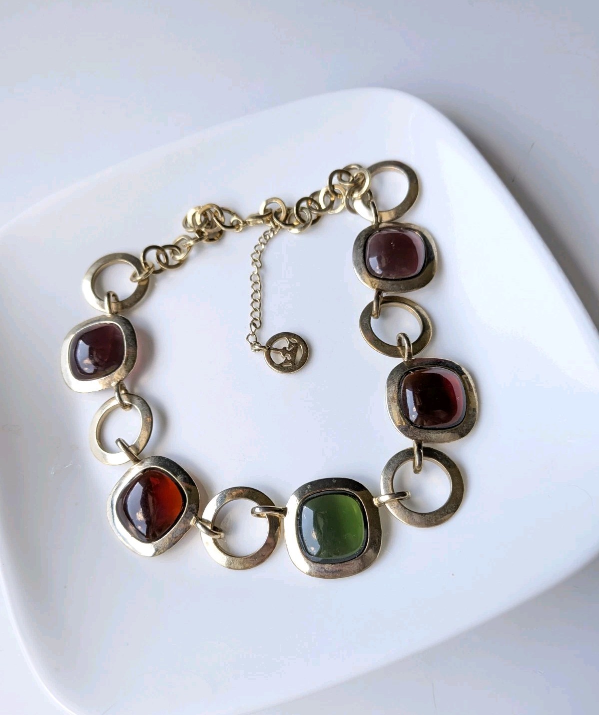 Vtg TRIFARI Mogul Multi Color Gripoix Stone Chunky Gold Tone 16″ Necklace