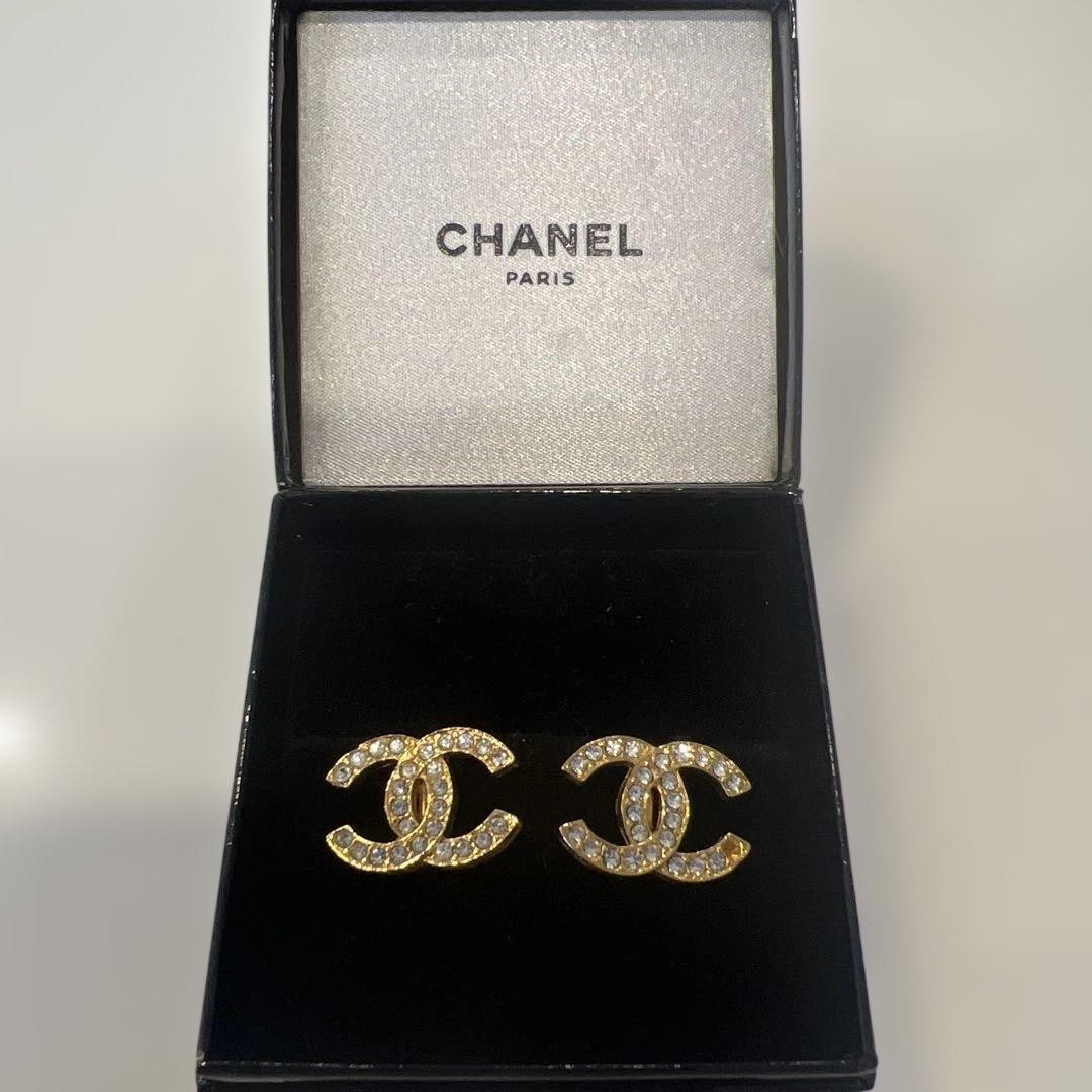 Authentic CHANEL CC Logo Rhinestone Earrings Vintage Gold Plated w/Box