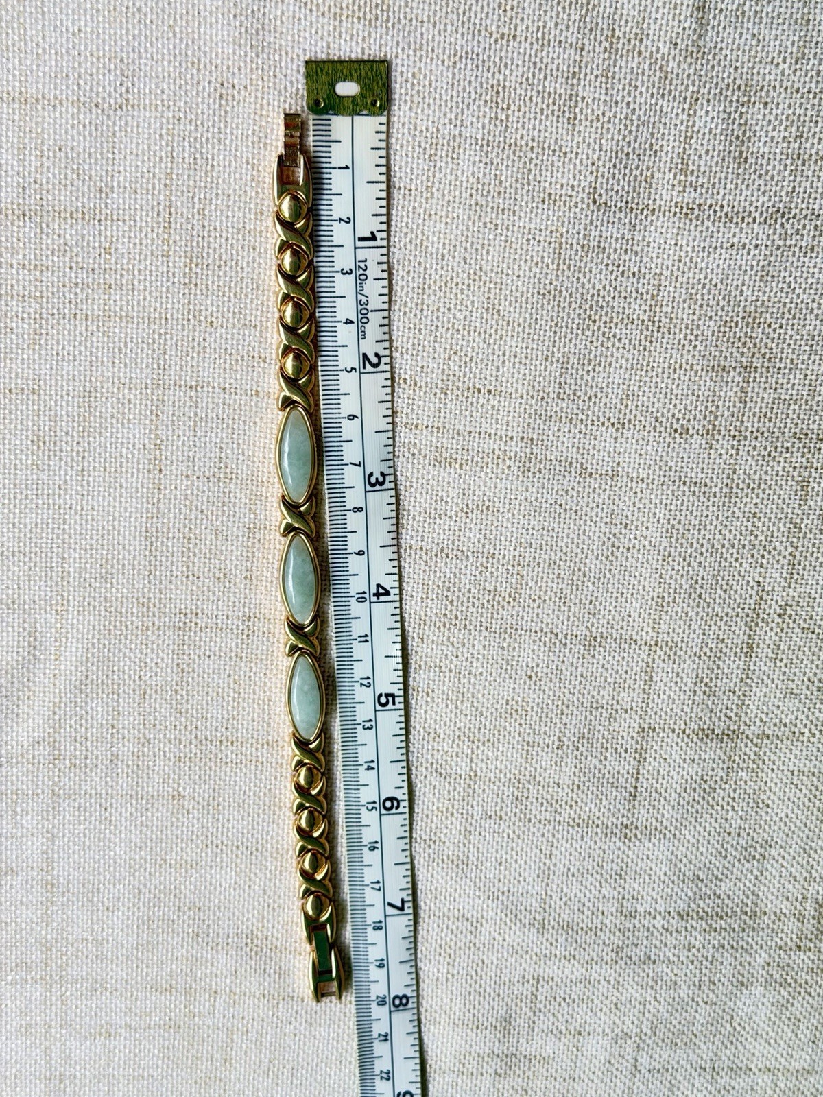 Vintage Gold Tone Link Bracelet Green Jade Look Cabochon Panel 7.25”