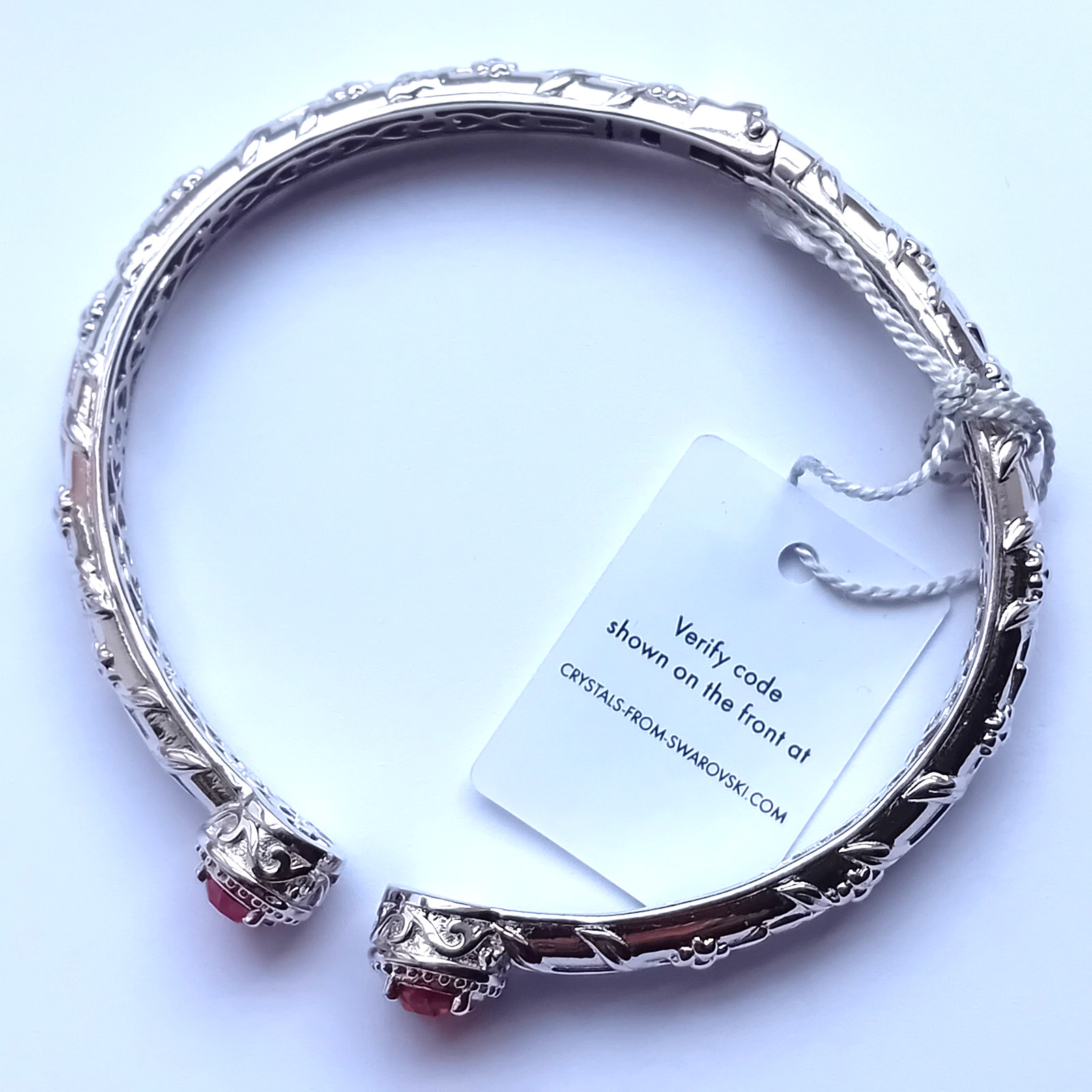 SWAROVSKI CRYSTAL BRACELET BANGLE HINGED CUFF PLATINUM BONDED RED STONE UNWORN