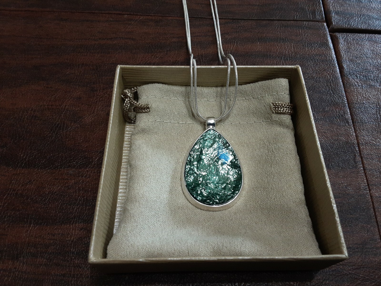 Pendent Necklace Synthetic Stone Double Chain.
