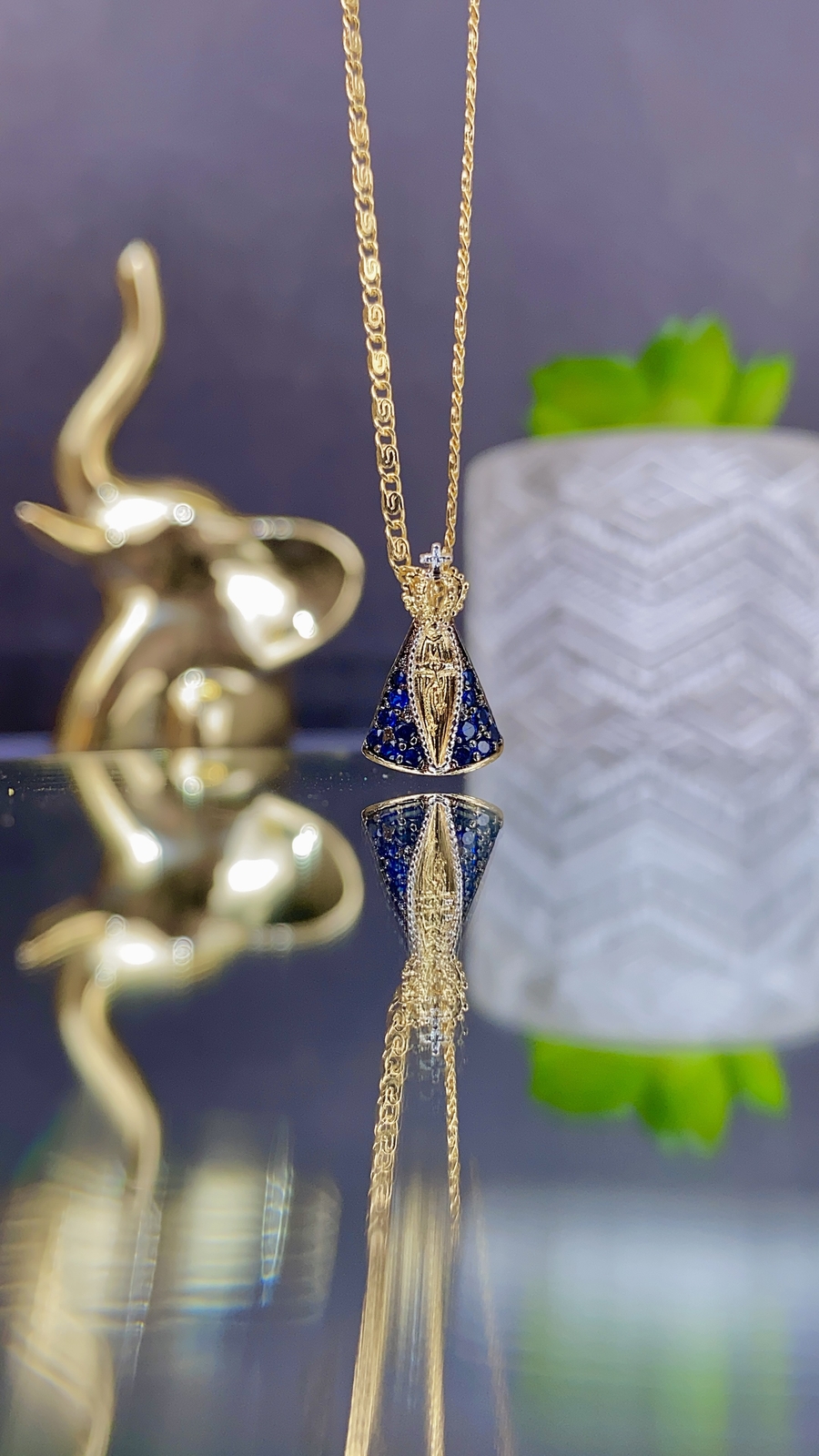 Womens Elegant Virgin Mary Necklace Snail Chain 20″ Virgin Aparecida Gold Filled