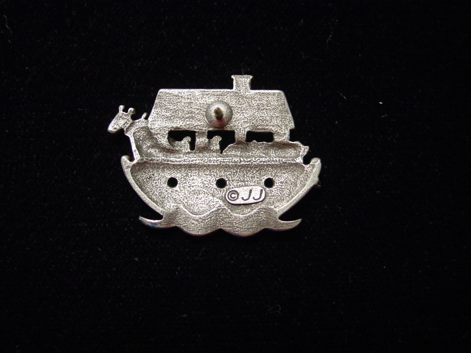 “JJ” Jonette Jewelry Silver Pewter ‘NOAH’s ARK’ Tack Pin