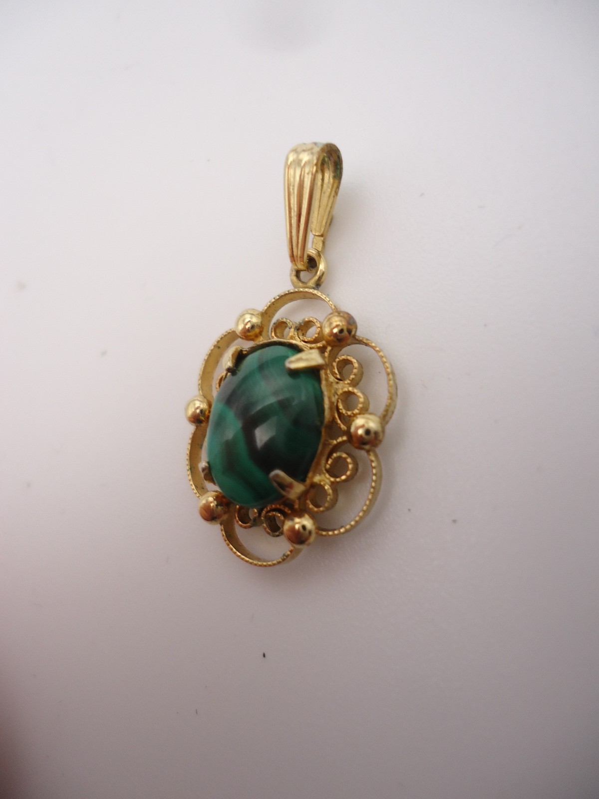 Vintage 1950’s SORRENTO Nephrite Jade Pendant 1/20 12K Gold Filled 1″