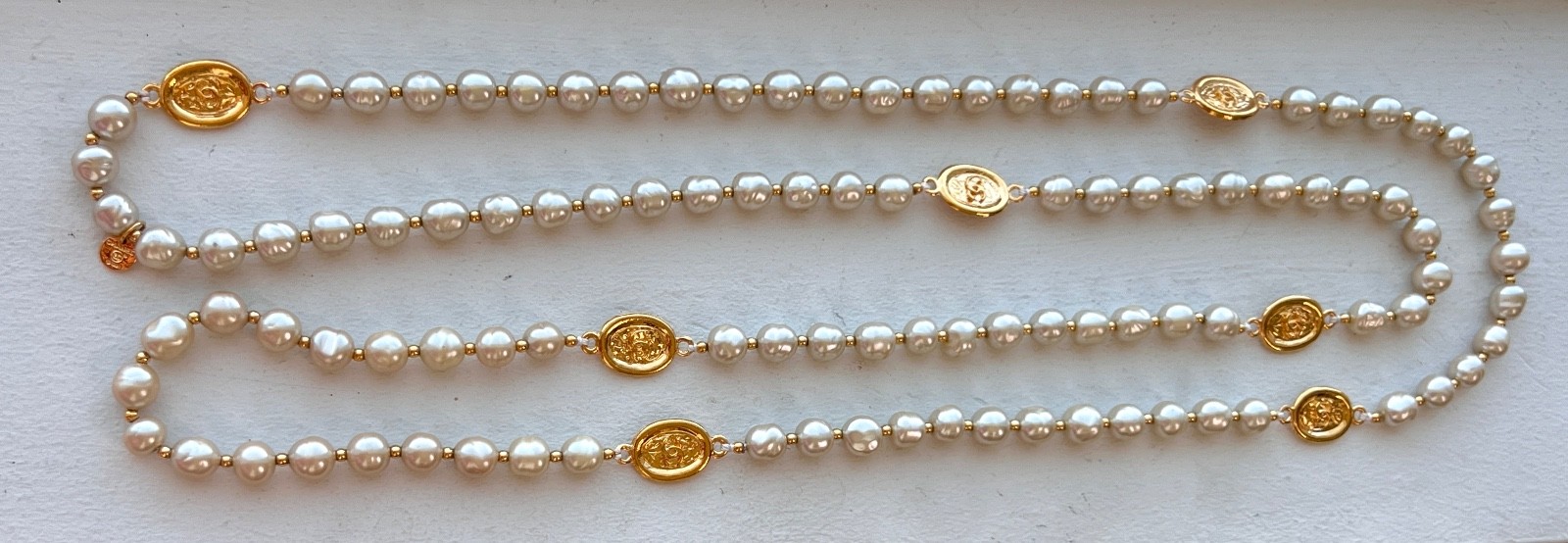 MINT Vintage CHANEL 1981 24K CC Station Faux Pearl Sautoir Necklace Goossens 62″