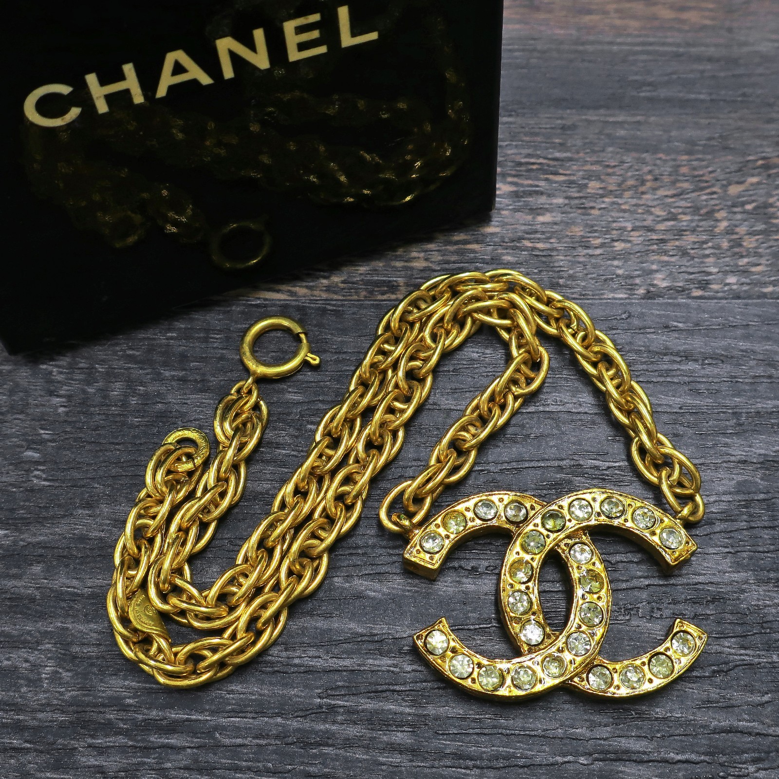 CHANEL Gold Plated CC Logos Rhinestone Vintage Necklace Pendant #1387c Rise-on