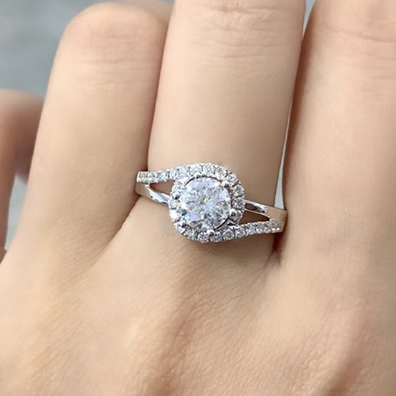 Woman White Gold Plated Sparkling CZ Band Ring Sizes 6-10 Wedding Engagement