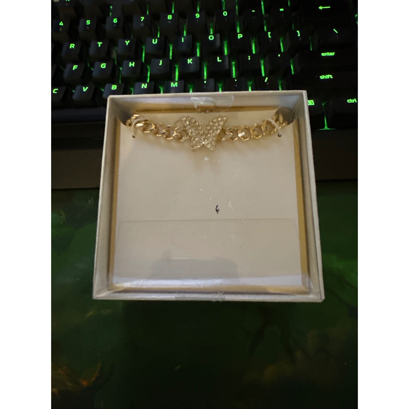 Jessica Simpson Gold Tone Butterfly Charm Chain Necklace In Box Jewelry