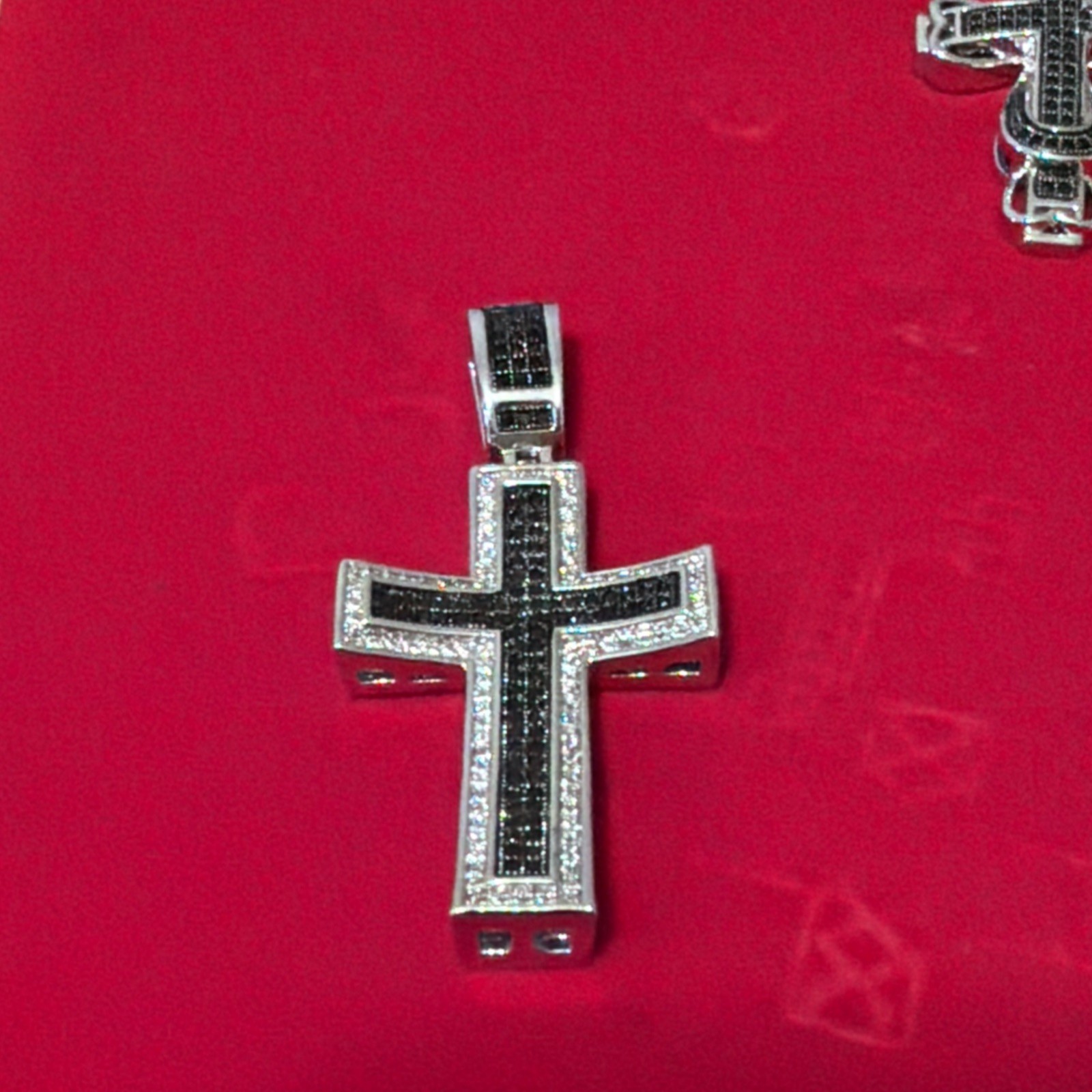 Sterling Silver Cross Chain White and Black Cubic Zirconia Pendant 925