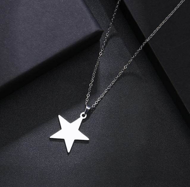 STAINLESS STEEL STAR NECKLACE 316L Metal Pendant Chain NEW Silver