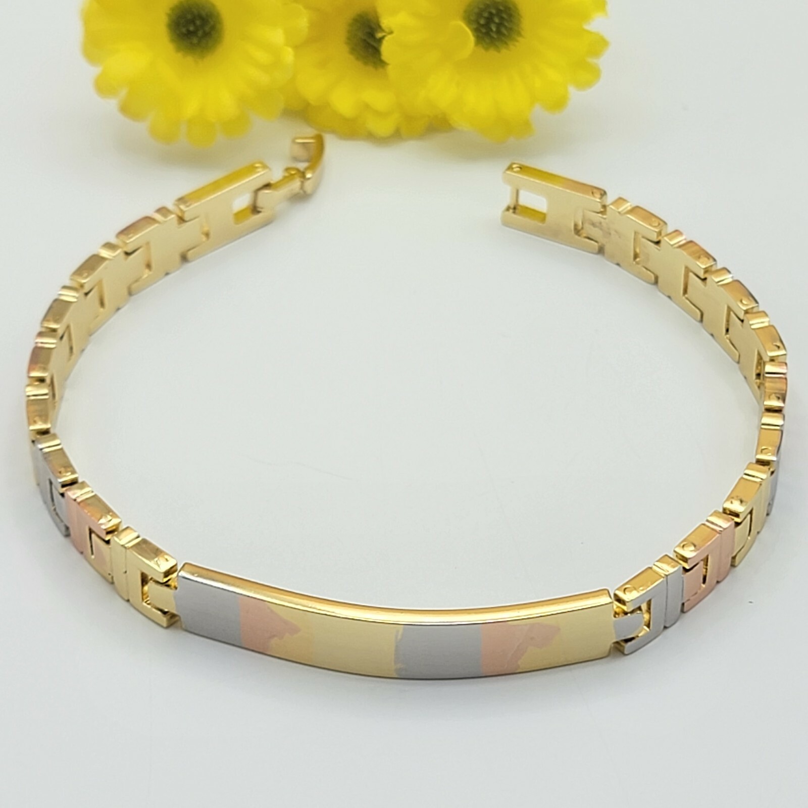 Tri Color Gold Plated Fashion ID Bar Bracelet. Oro Laminado